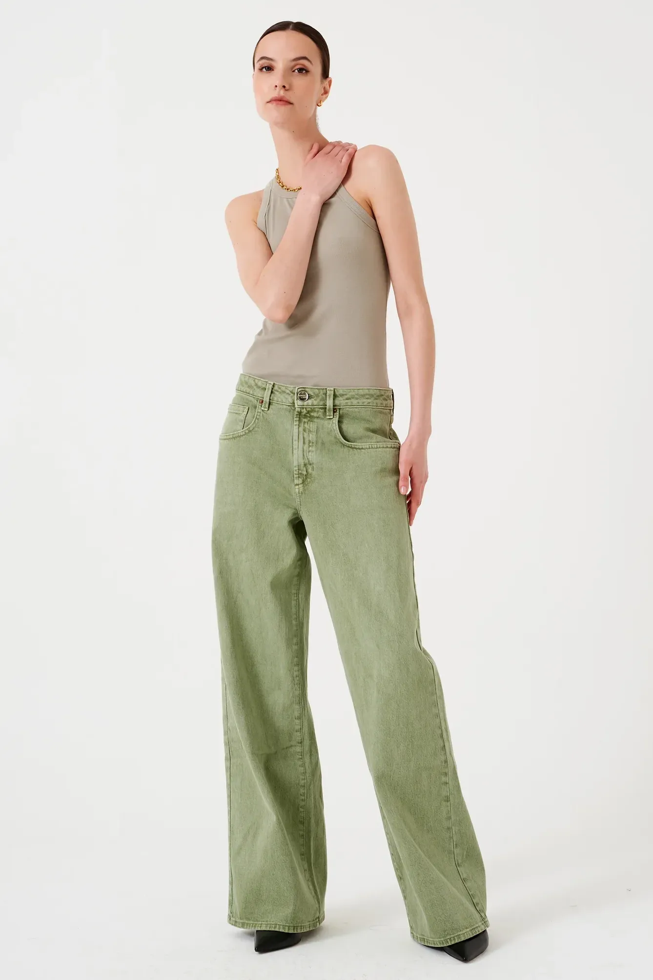 Gracie Jean in Vintage Moss